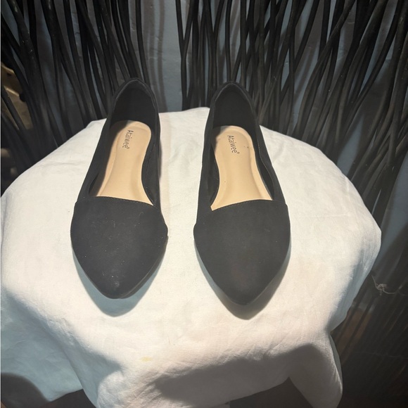 Avenue Classic Black Loafers - Picture 1 of 4